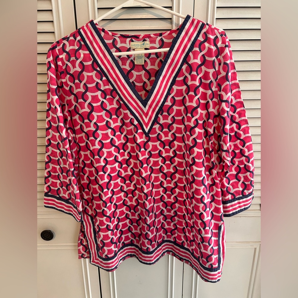 Caribbean Joe Red and Blue Geometric Top